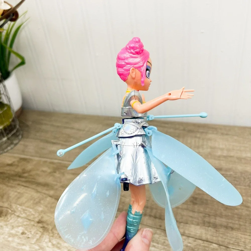 Spin Master Hatchimals Pixies Crystal Flyers Silver Flying Doll Pink Hair Pink
